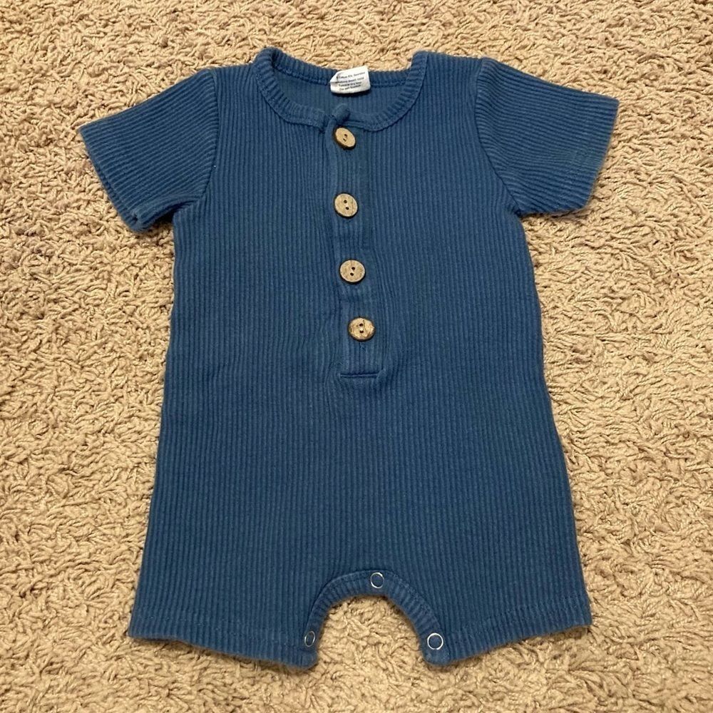 Little One Shop Ripped Navy One Piece Body Suite 3-6 Month Boys Wooden Buttons